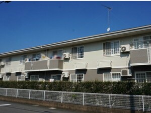 オーブリー岡本 弐番館外観写真