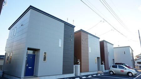 イーストカーサ A外観写真