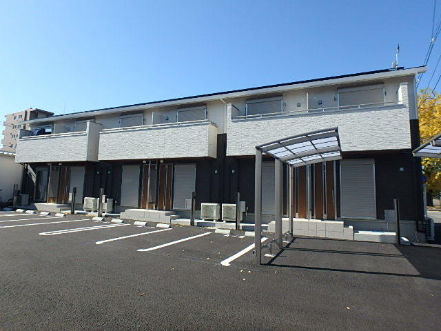メゾネット元今泉 A