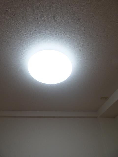 物件内観写真16　(全居室照明器具付き)
