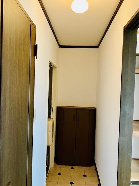 レジデンス別府の玄関周り(玄関（シューズボックス有り）)