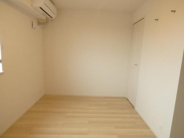 物件内観写真14　(6.2帖洋室)