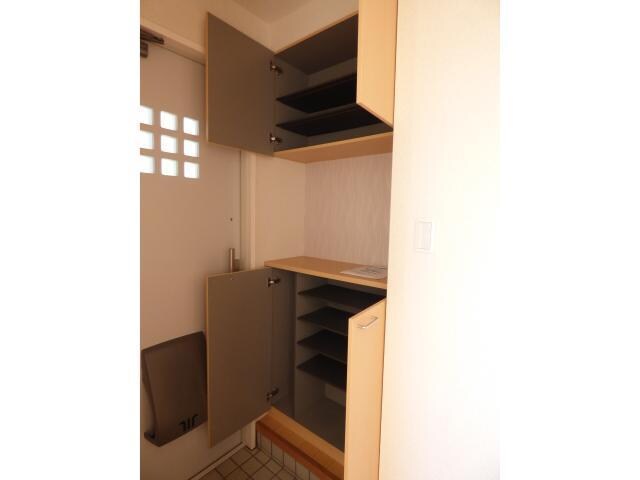 物件内観写真14　(シューズボックス)