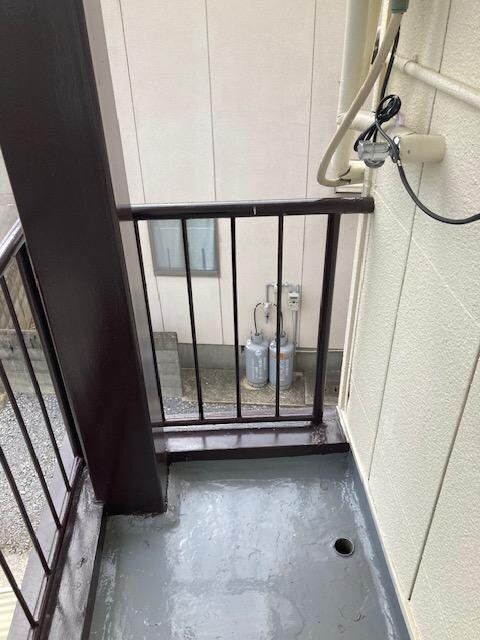 物件内観写真14　(洗濯機置き場（室外）)