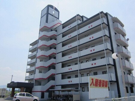 アバンセ61外観写真