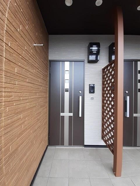 物件内観写真13　(エントランス)