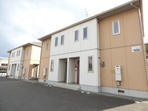 メゾンポラリスIII外観写真