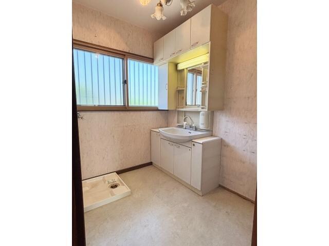 宮熊戸建2の洗面・脱衣所