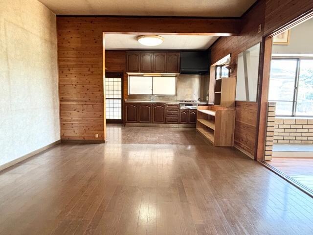 宮熊戸建2の居室(LDK)