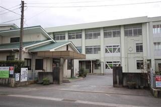 中津市立緑ケ丘中学校