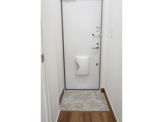 ENISHI.APT　A・Bの玄関周り