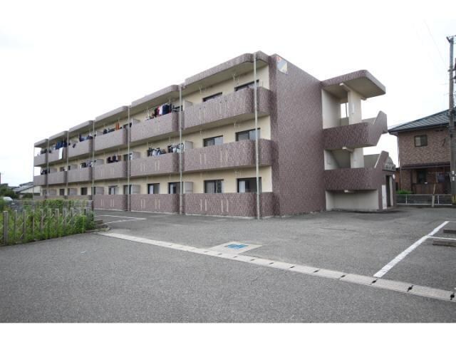エミクレール池永の物件外観写真
