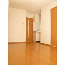 福岡市営地下鉄空港線 東比恵駅 3階建 築16年の外観写真