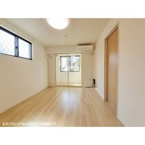 鹿児島本線 吉塚駅 3階建 建築中の外観写真