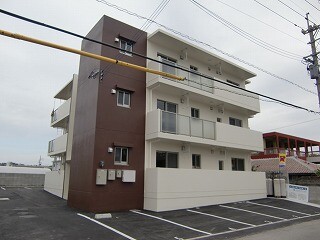 メゾンあじまぁ