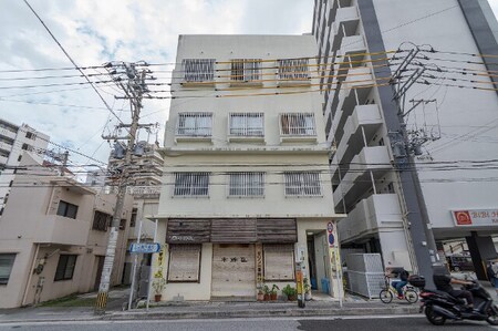 安次嶺ビル外観写真