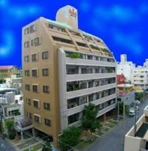 サントピア松山1丁目外観写真