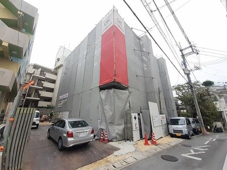 てぃーだむい牧志外観写真