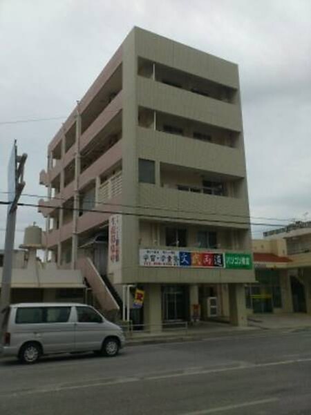 サワフジビル外観写真