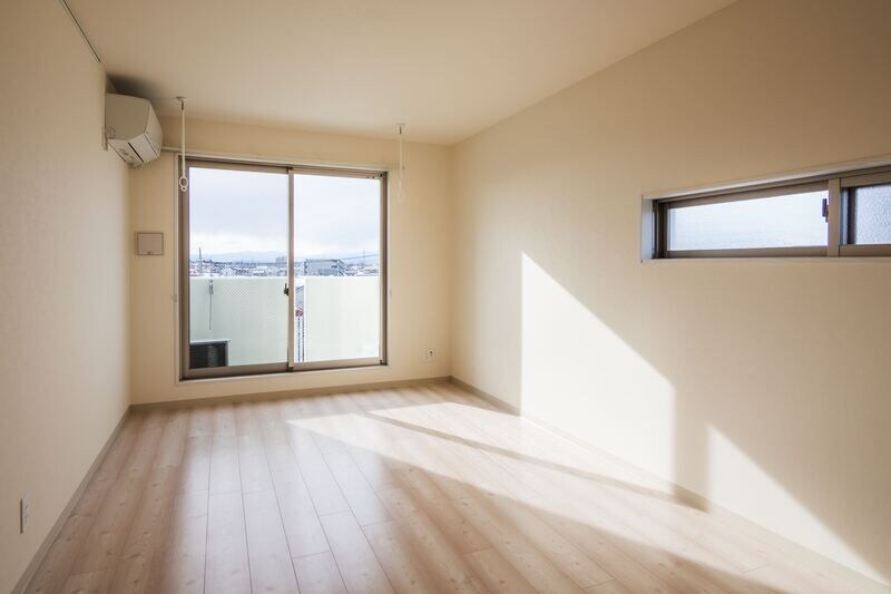 物件内観写真3　(※別号室参考写真)