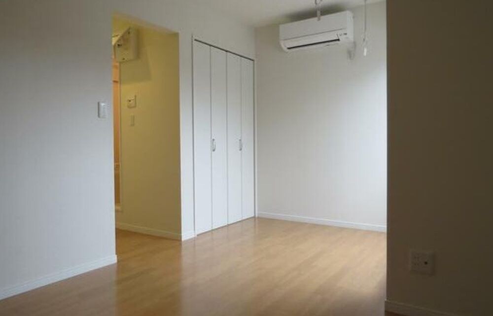 物件内観写真5　(別部屋参考写真となります)