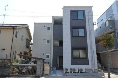 ビンカーサの物件外観写真