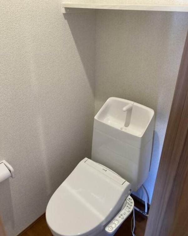 トイレ(別部屋、参考写真となります。)