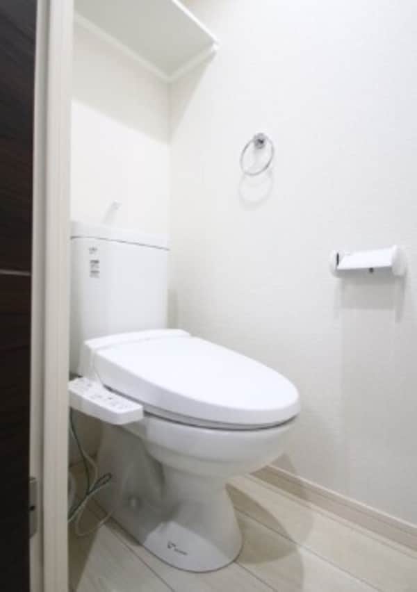トイレ(※別部屋同建物写真)