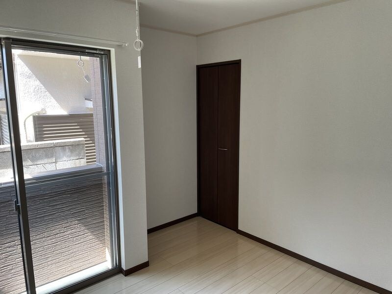 物件内観写真11　(※同建物別部屋写真)