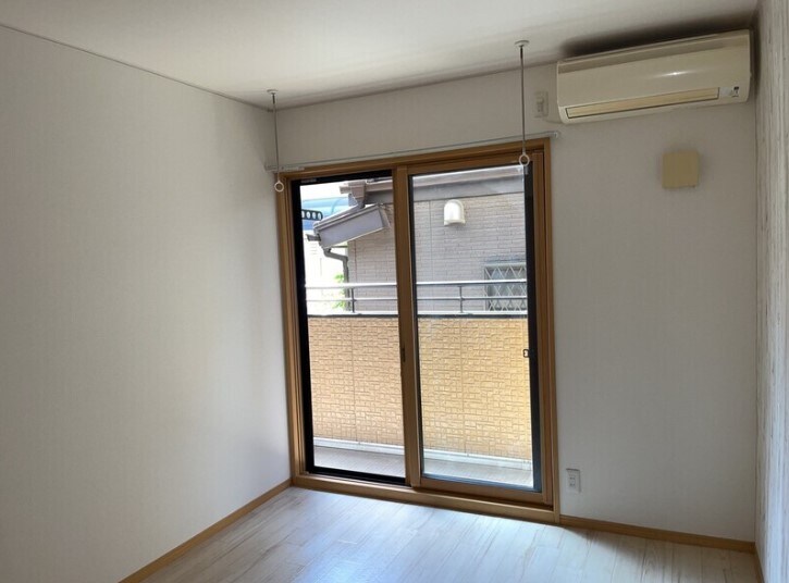 物件内観写真9　(※別部屋参考写真)