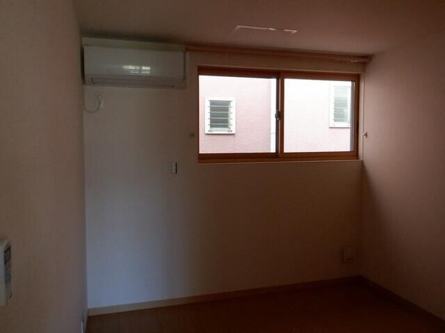 物件内観写真10　(※同建物　別部屋参照)