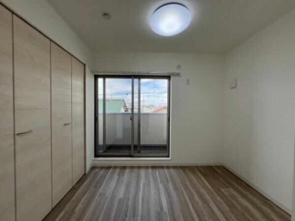 寝室(※同シリーズ別部屋写真)