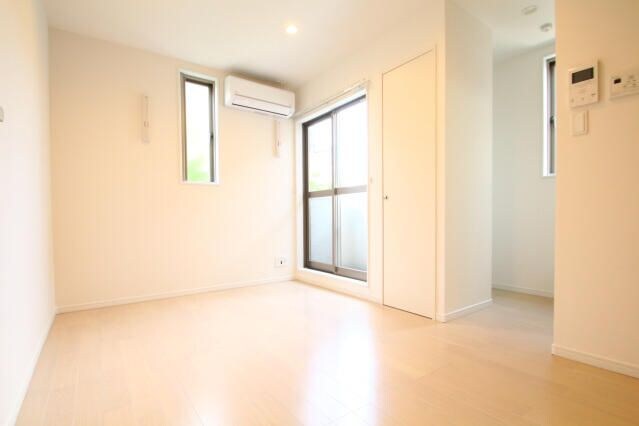 物件内観写真8　(別部屋参照写真)