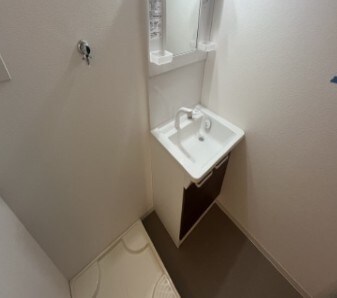 物件内観写真4　(※同建物別部屋写真)