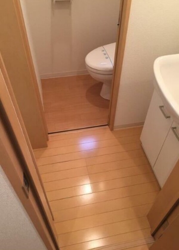 独立洗面台