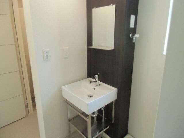 物件内観写真6　(別部屋参照)