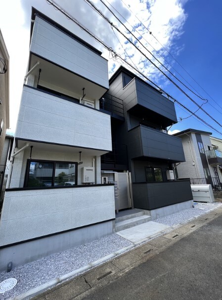物件外観写真2　