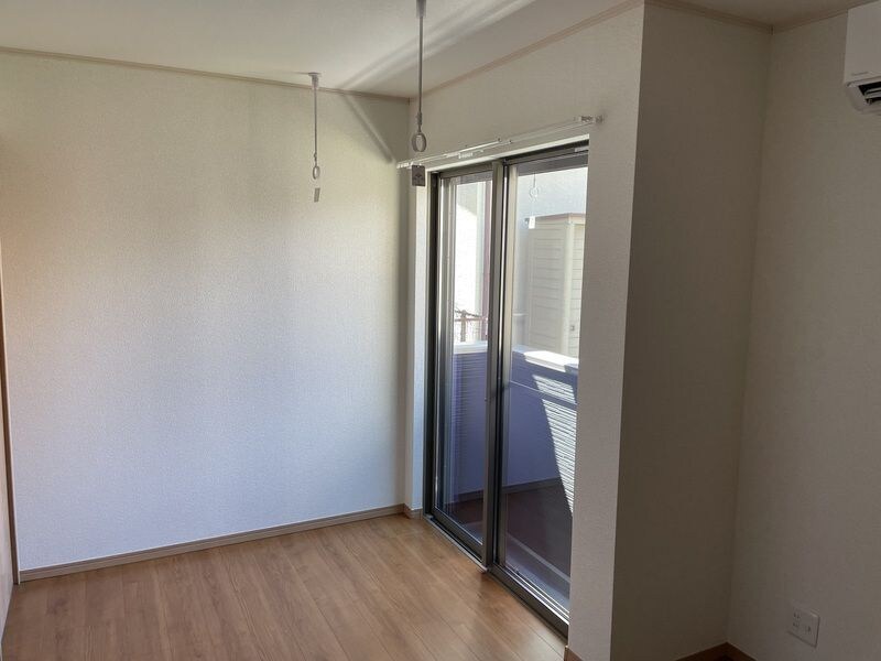 物件内観写真5　(別部屋参照)