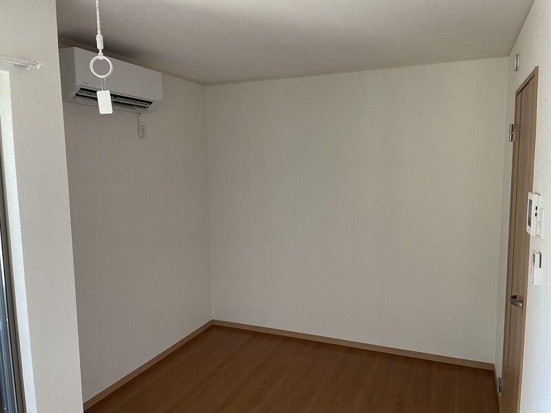 物件内観写真7　(別部屋参照)