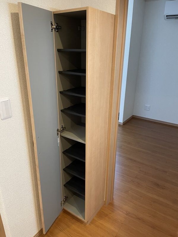 物件内観写真8　(別部屋参照)