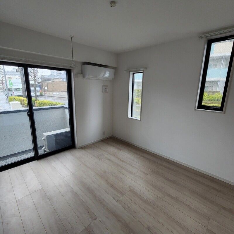 物件内観写真10　(別部屋参照)