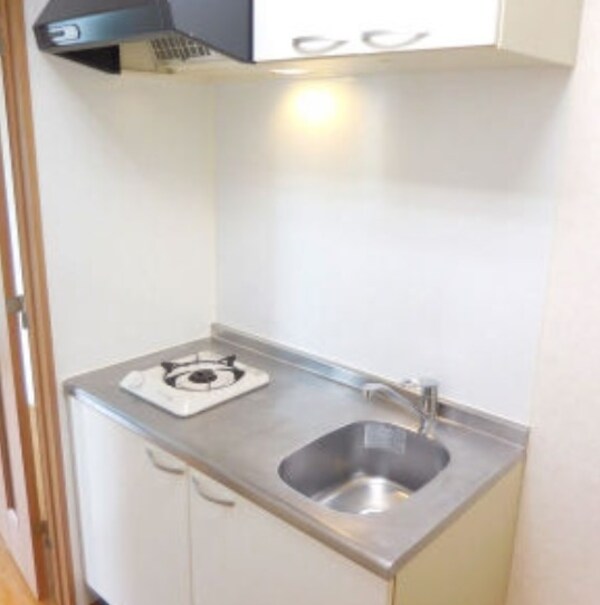 キッチン(別部屋参考写真となります)