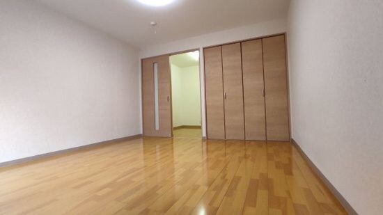 物件内観写真16　(※同建物別部屋参考写真)