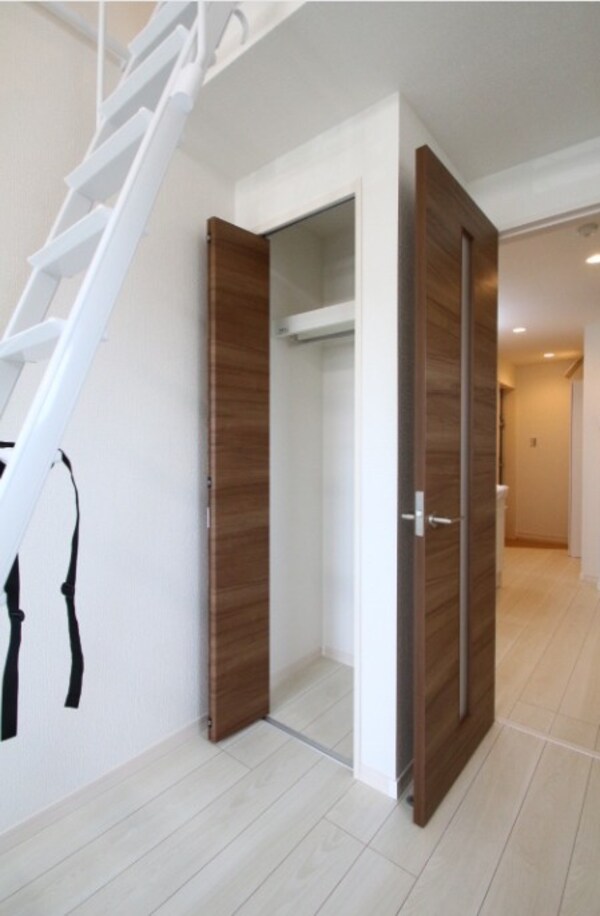 収納(※同建物別部屋　同仕様)