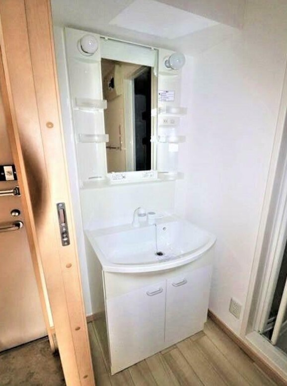 物件内観写真5　(別部屋参考写真となります)