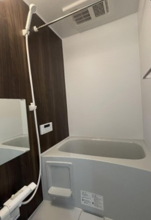 浴室(同施工参考写真となります)