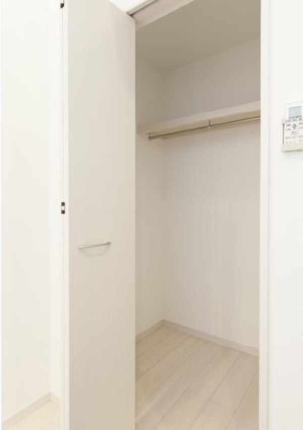 収納(別部屋参考写真となります)