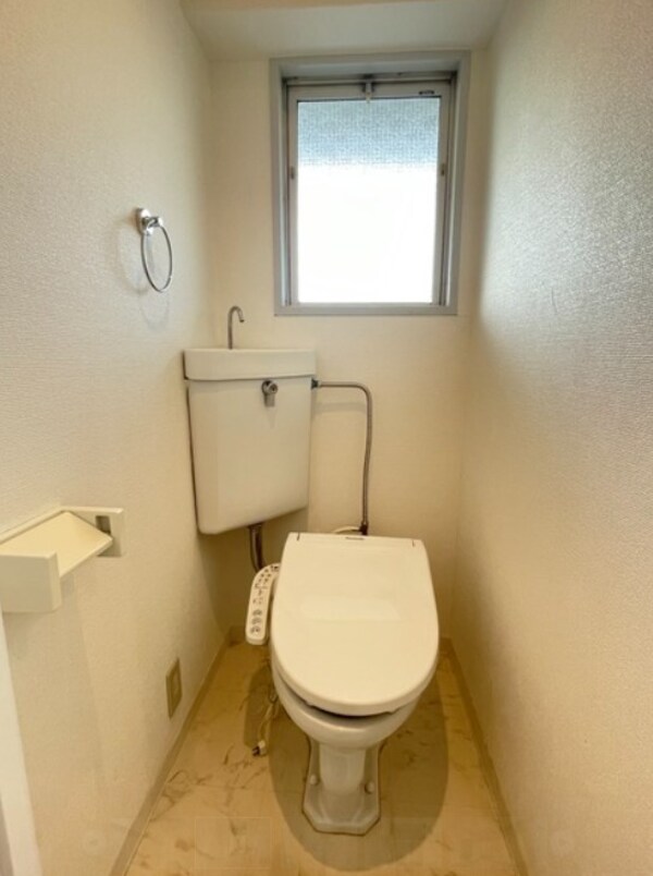 トイレ(※同建物類似写真)