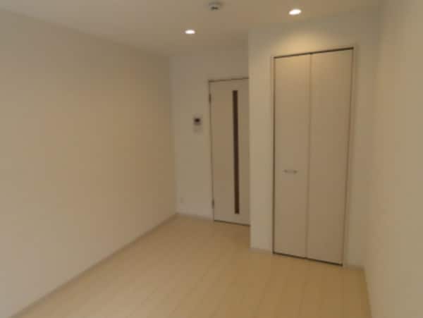 居室(同シリーズ参照)