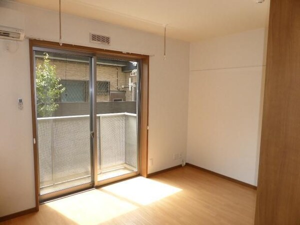 居室(別部屋参照)